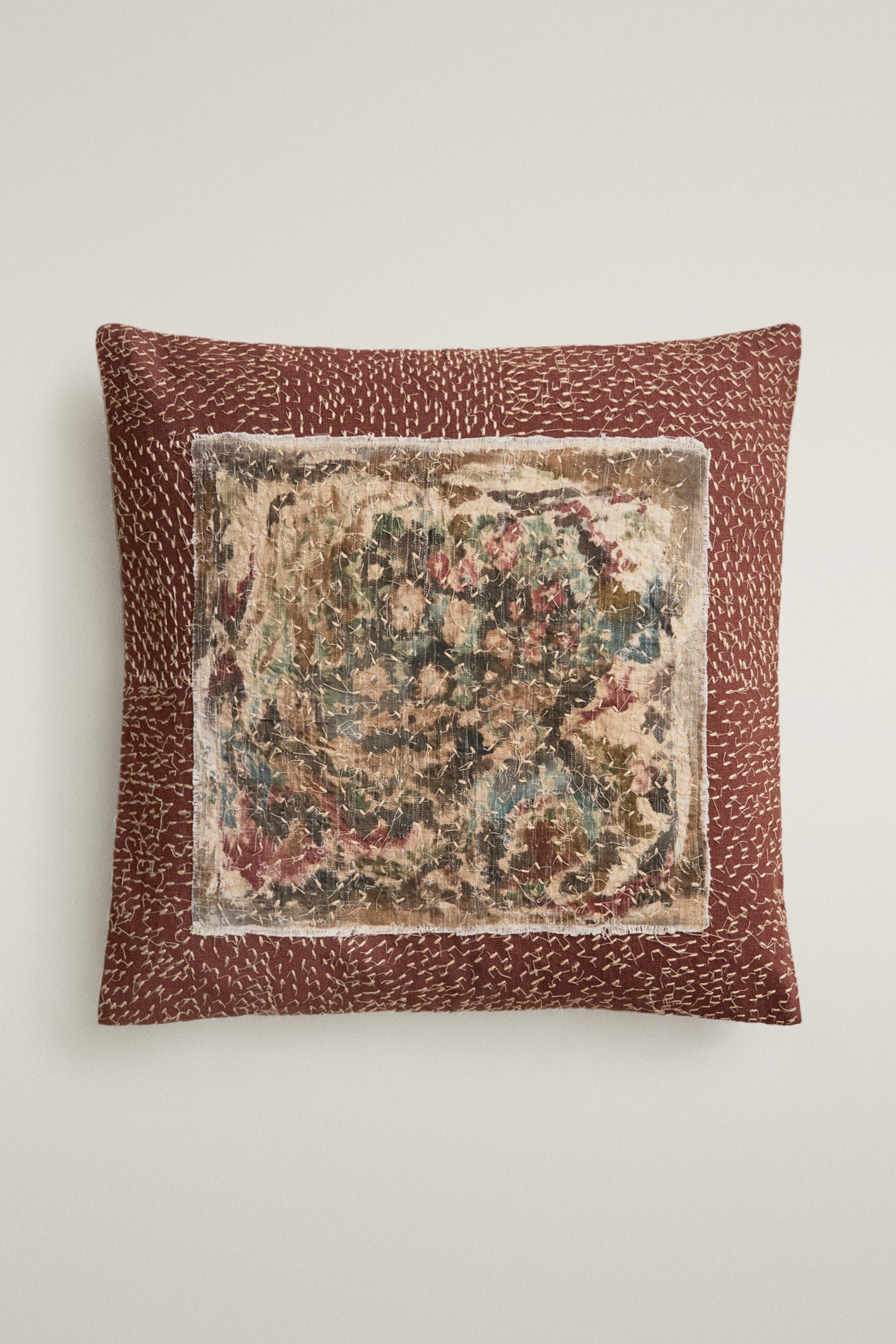 APPLIQUÉ & STITCHING THROW PILLOW COVER